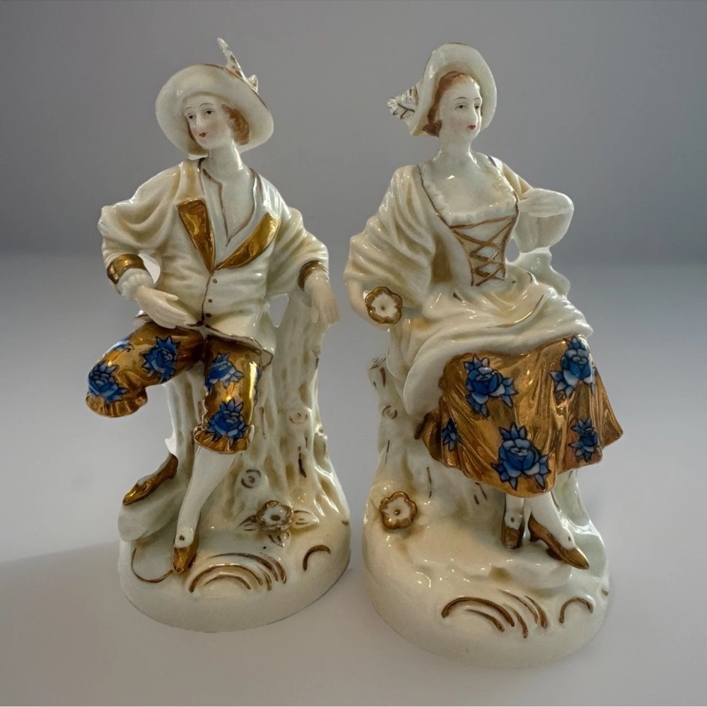 Antique Couple Figurines Victorian Courting Hand Painted & SIGNED Gold & Blue - Picture 13 of 13